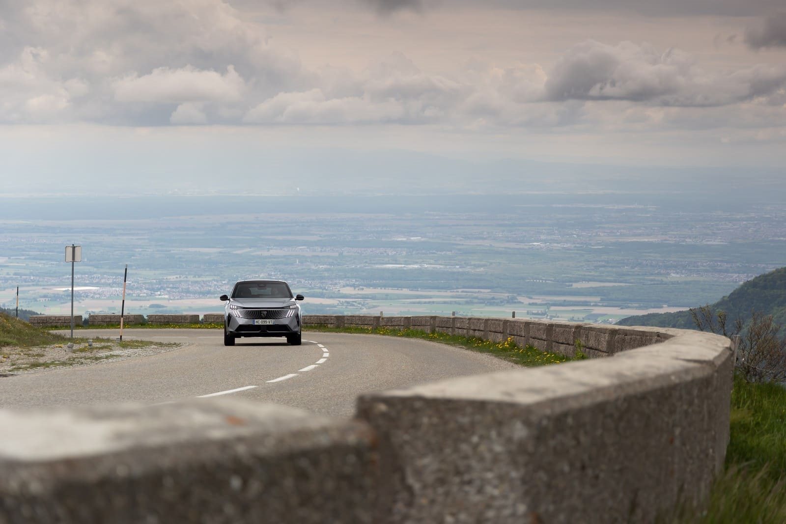 2025 - PEUGEOT E-3008 DUAL MOTOR ARTENSE GREY, foto 76