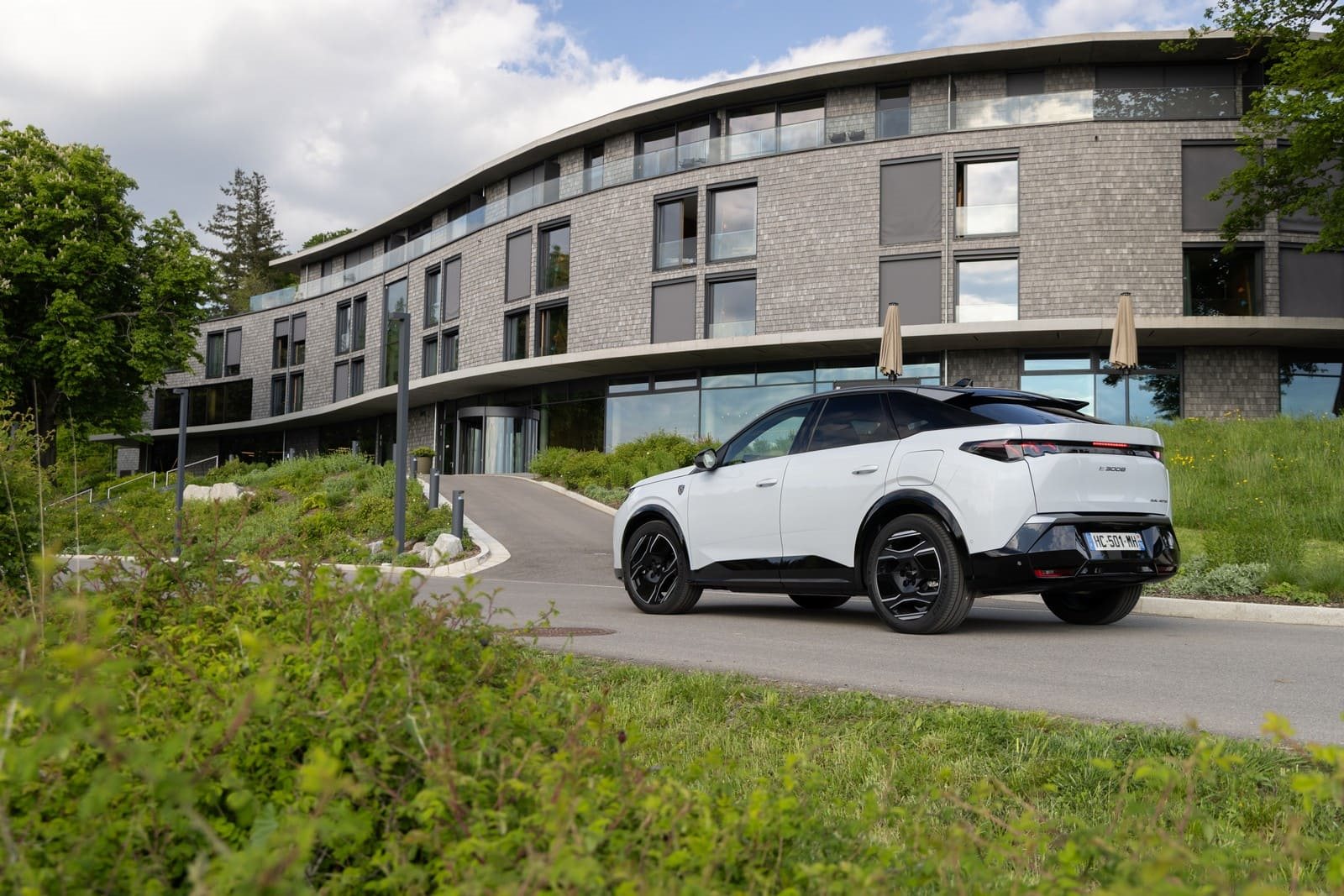 2025 - PEUGEOT E-3008 DUAL MOTOR OKENITE WHITE, foto 5