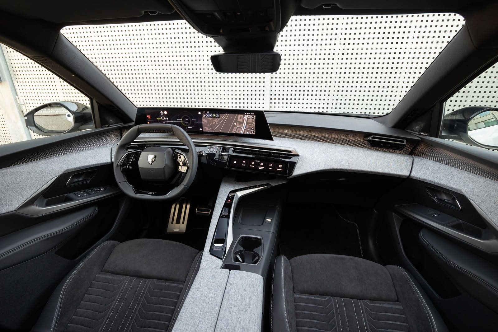 2025 - PEUGEOT E-3008 DUAL MOTOR OKENITE WHITE, foto 15