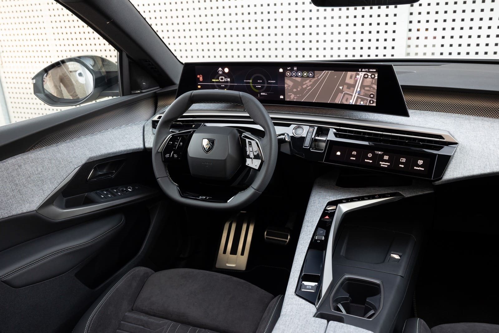 2025 - PEUGEOT E-3008 DUAL MOTOR OKENITE WHITE, foto 18
