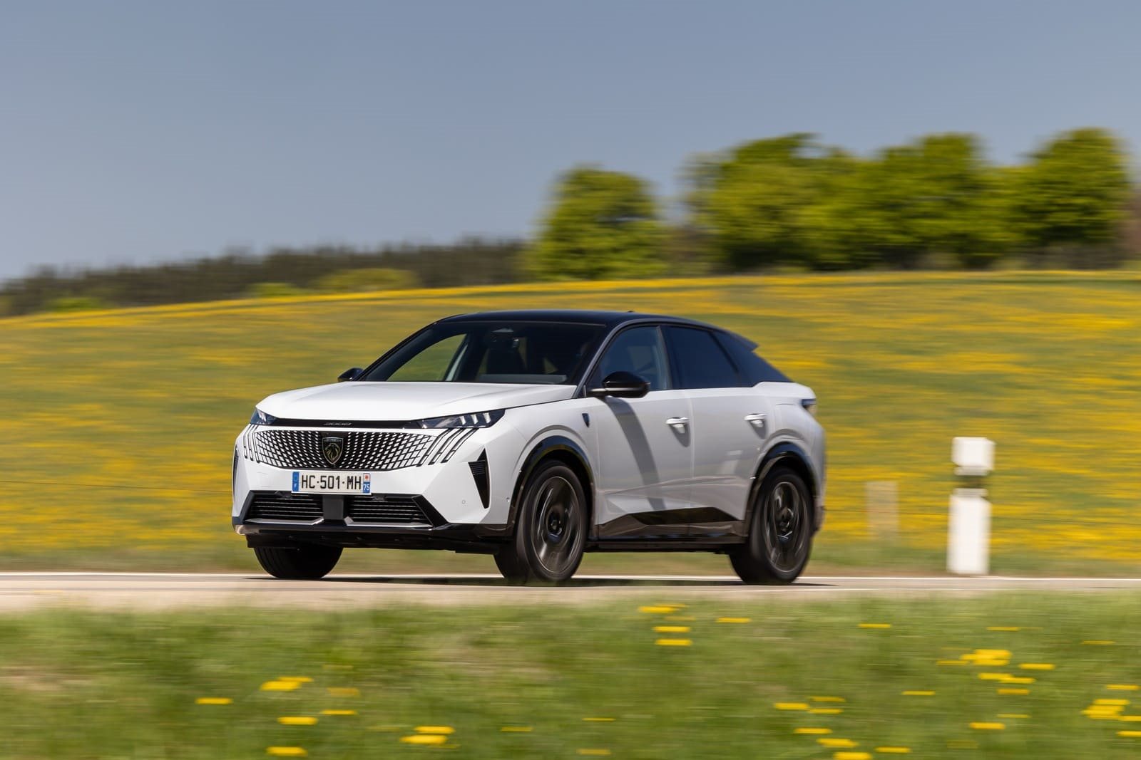 2025 - PEUGEOT E-3008 DUAL MOTOR OKENITE WHITE, foto 31