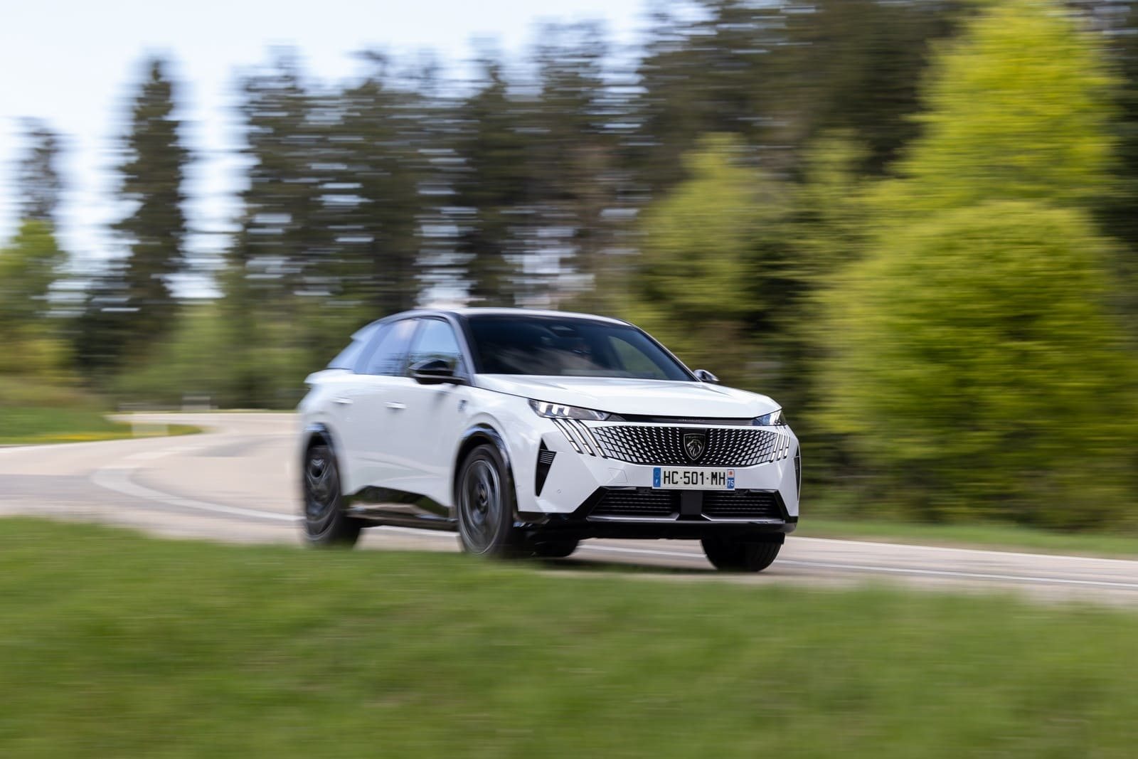 2025 - PEUGEOT E-3008 DUAL MOTOR OKENITE WHITE, foto 39