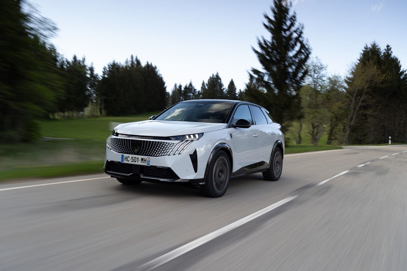 2025 - PEUGEOT E-3008 DUAL MOTOR OKENITE WHITE, foto 46