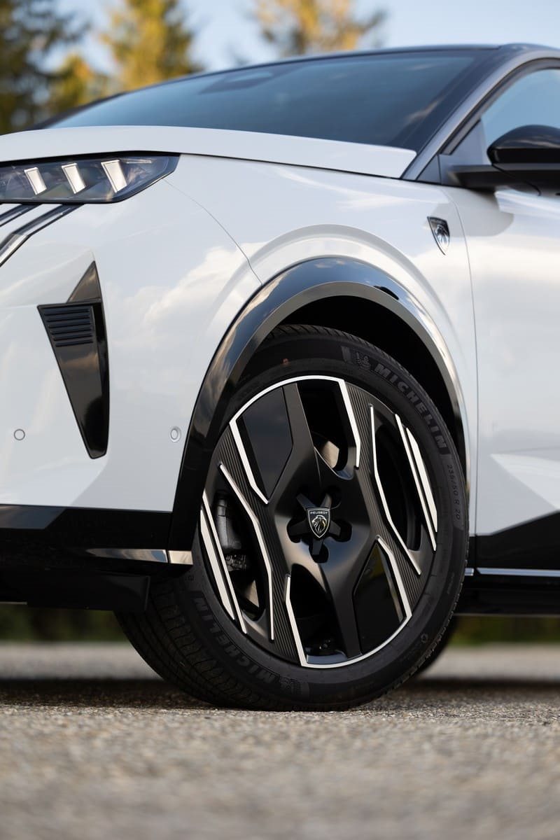 2025 - PEUGEOT E-3008 DUAL MOTOR OKENITE WHITE, foto 71