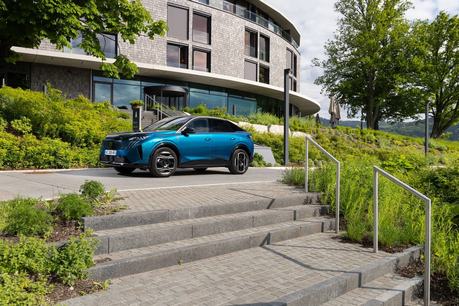 2025 - PEUGEOT E-3008 DUAL MOTOR OBSESSION BLUE, foto 1
