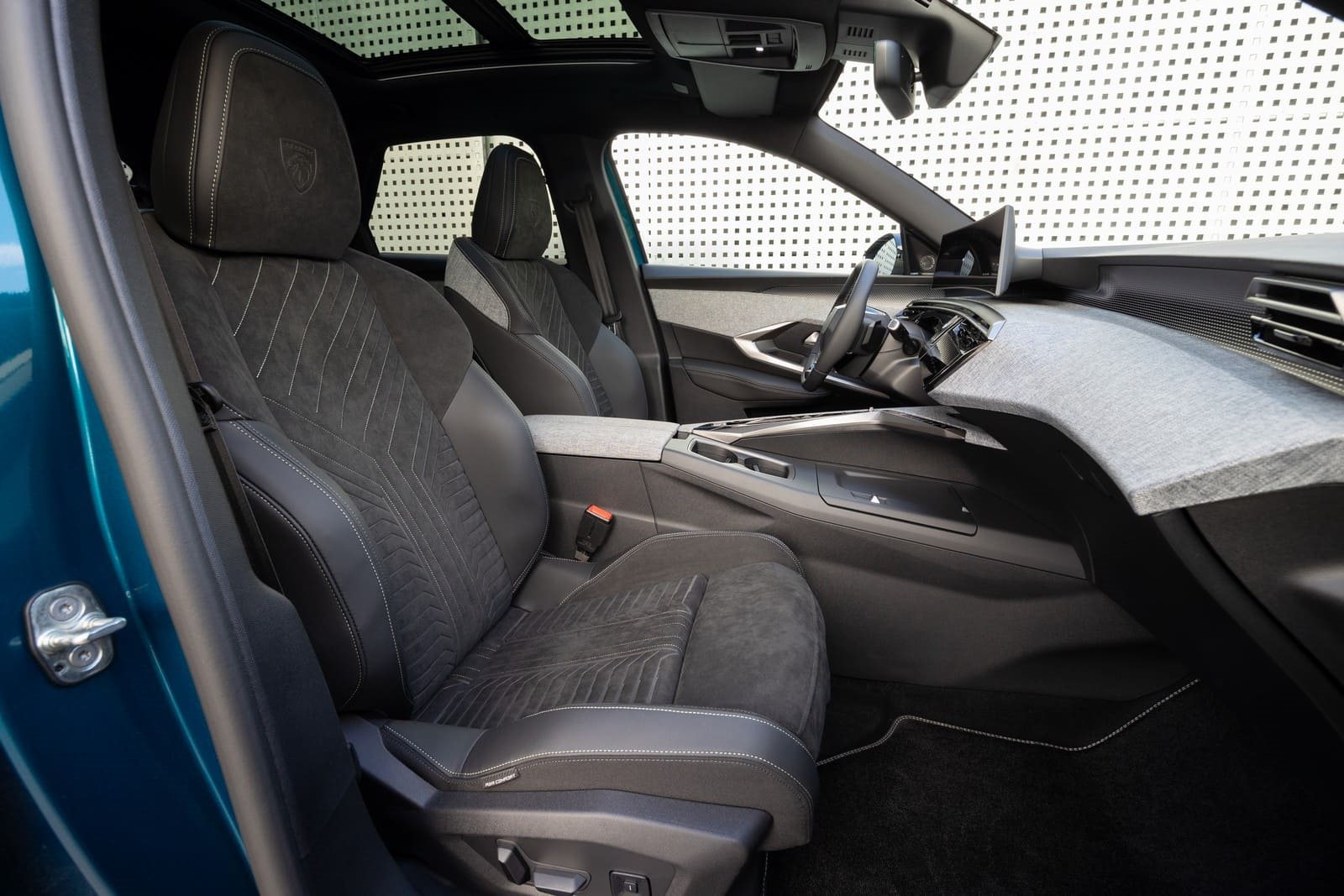 2025 - PEUGEOT E-3008 DUAL MOTOR OBSESSION BLUE, foto 47