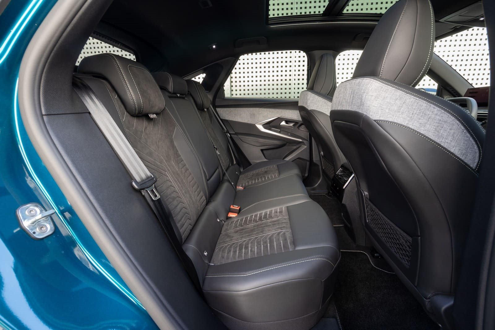 2025 - PEUGEOT E-3008 DUAL MOTOR OBSESSION BLUE, foto 48