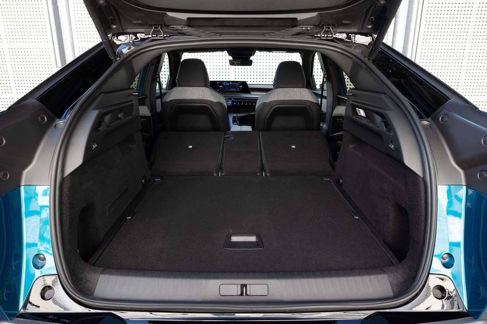 2025 - PEUGEOT E-3008 DUAL MOTOR OBSESSION BLUE, foto 51
