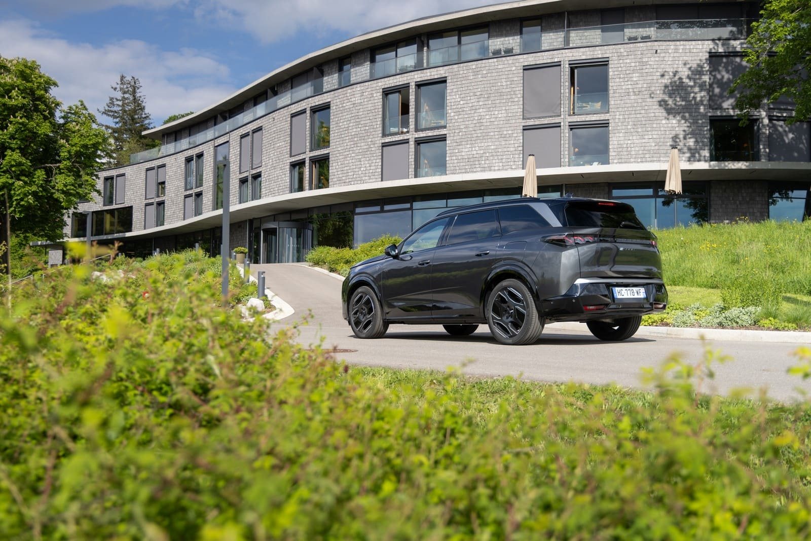 2025 - PEUGEOT E-5008 DUAL MOTOR TITANE GREY, foto 5