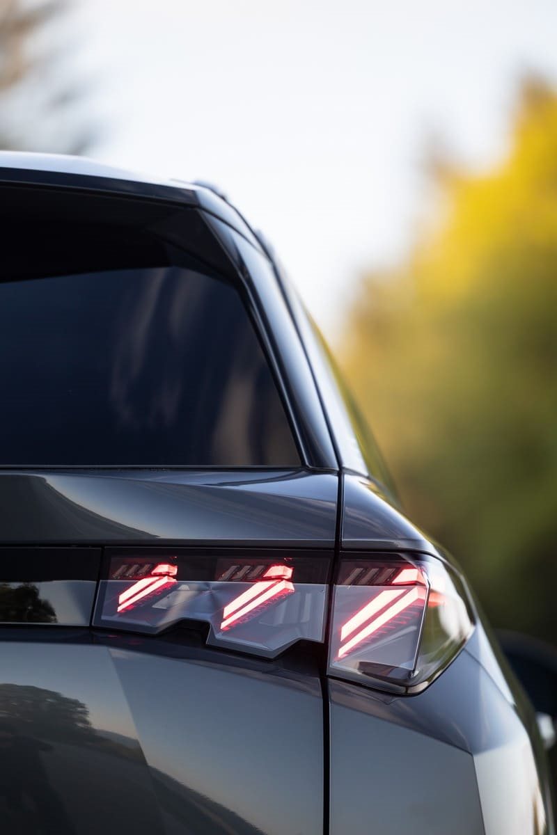 2025 - PEUGEOT E-5008 DUAL MOTOR TITANE GREY, foto 10