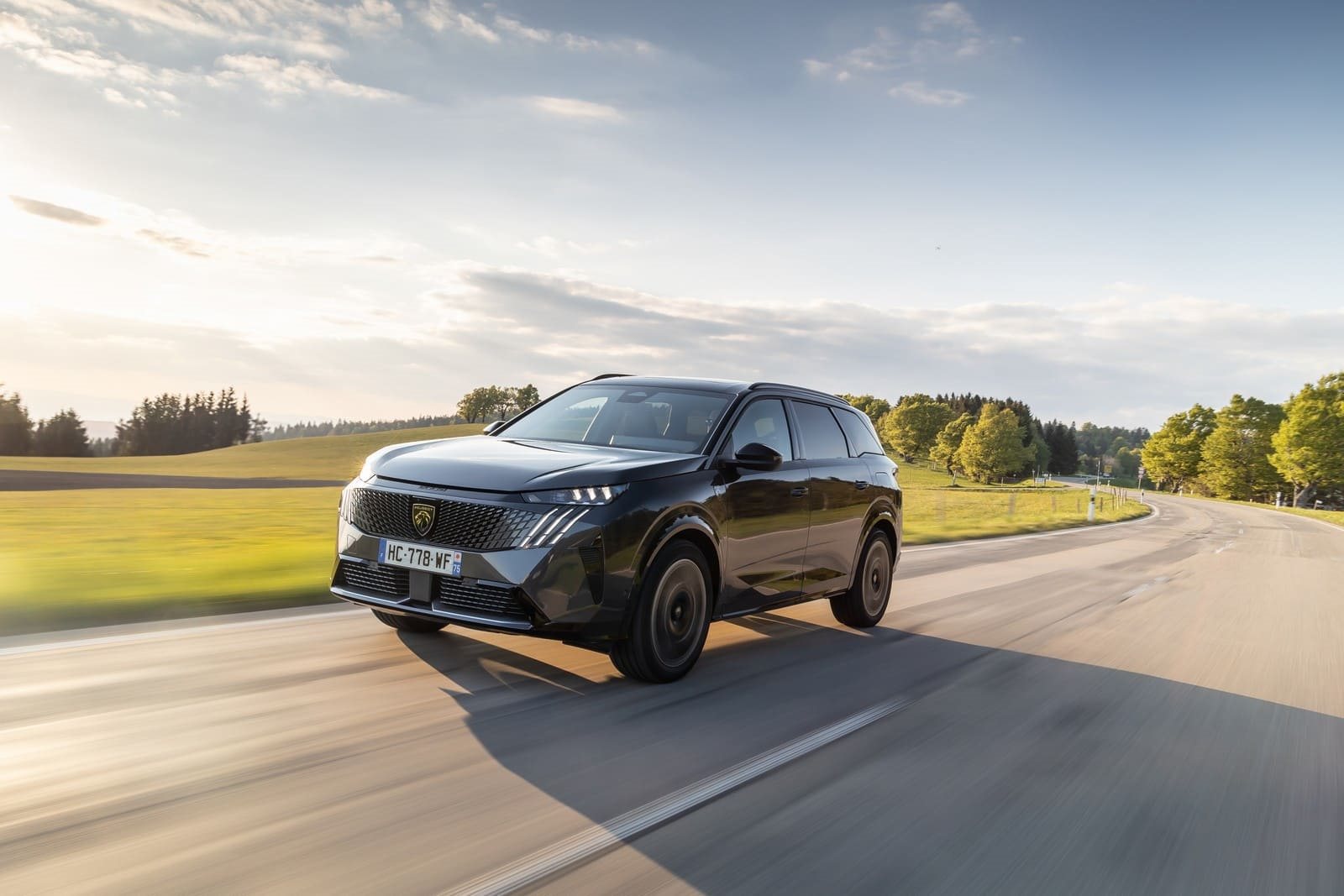 2025 - PEUGEOT E-5008 DUAL MOTOR TITANE GREY, foto 19