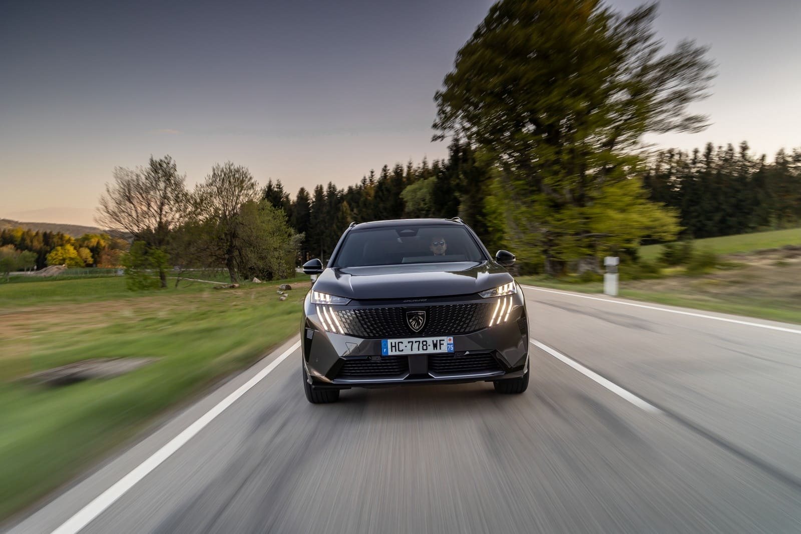 2025 - PEUGEOT E-5008 DUAL MOTOR TITANE GREY, foto 22