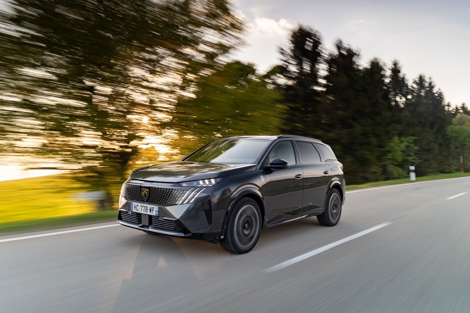 2025 - PEUGEOT E-5008 DUAL MOTOR TITANE GREY, foto 24