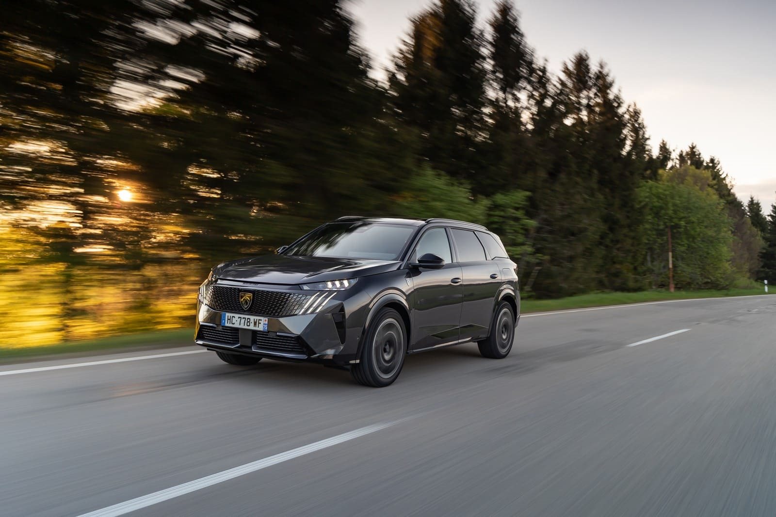 2025 - PEUGEOT E-5008 DUAL MOTOR TITANE GREY, foto 30