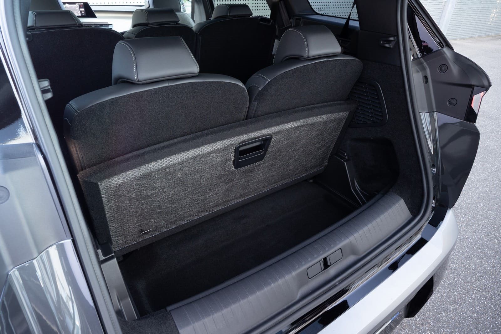 2025 - PEUGEOT E-5008 DUAL MOTOR TITANE GREY, foto 64