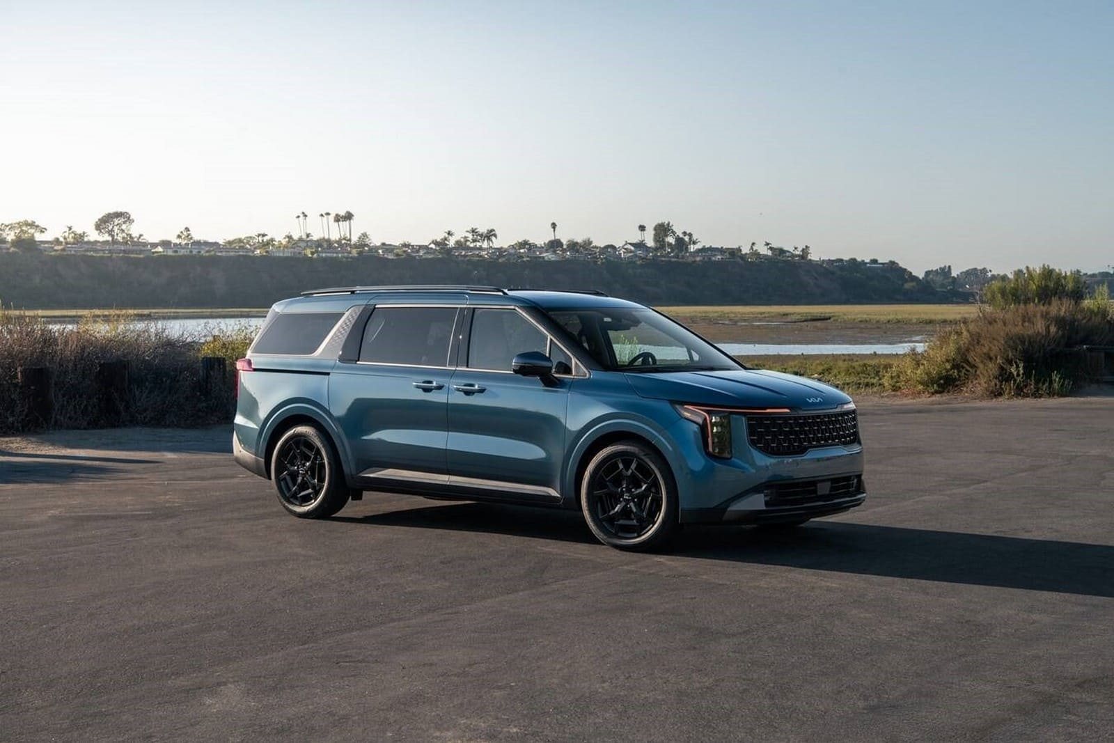 KIA CARNIVAL US VERSION, foto 5