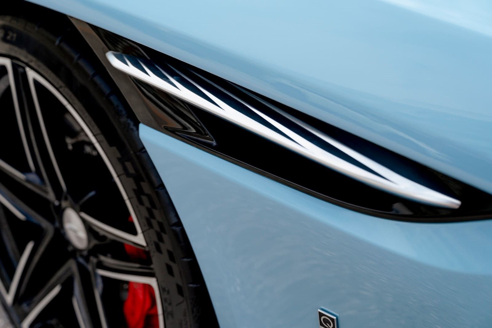 ASTON MARTIN DB12 VOLANTE PALM BEACH EDITION, foto 11