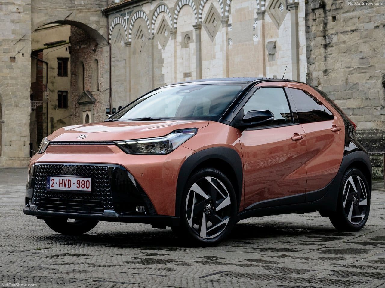 TOYOTA AYGO X HYBRID, foto 10