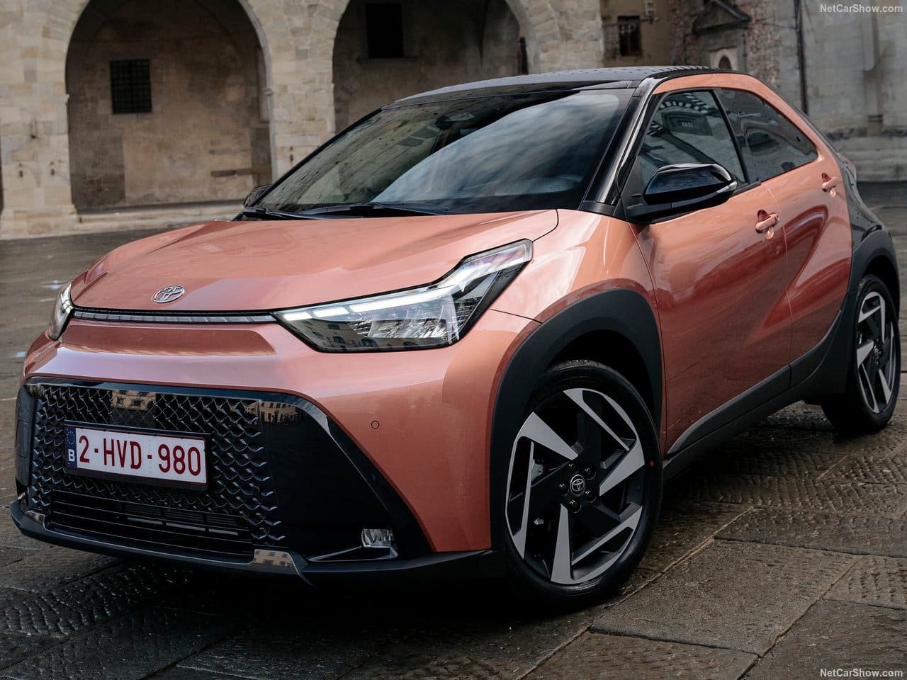 TOYOTA AYGO X HYBRID, foto 11