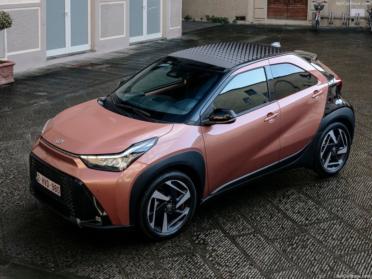TOYOTA AYGO X HYBRID, foto 12