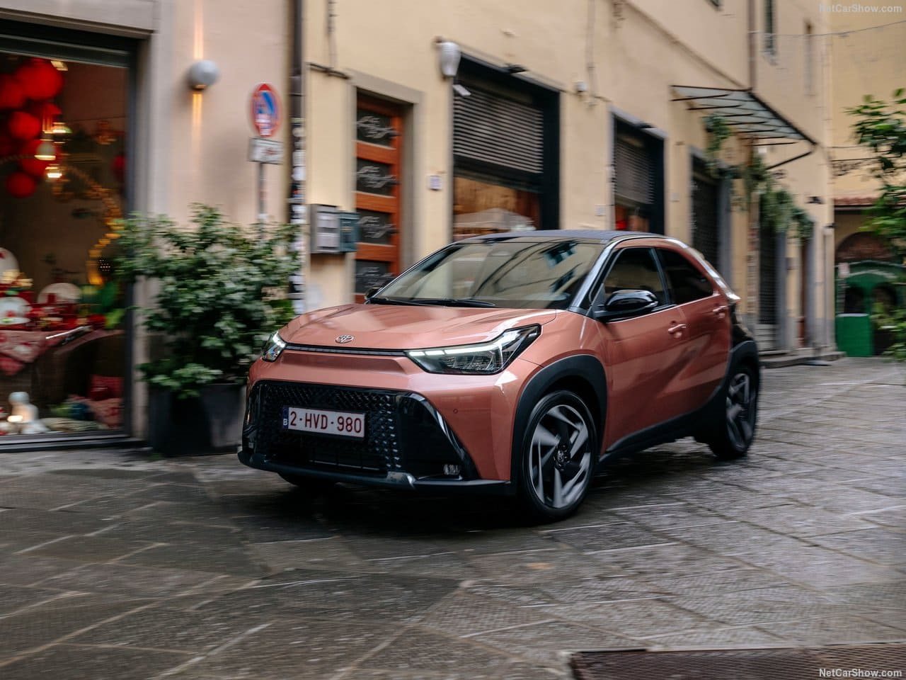 TOYOTA AYGO X HYBRID, foto 14