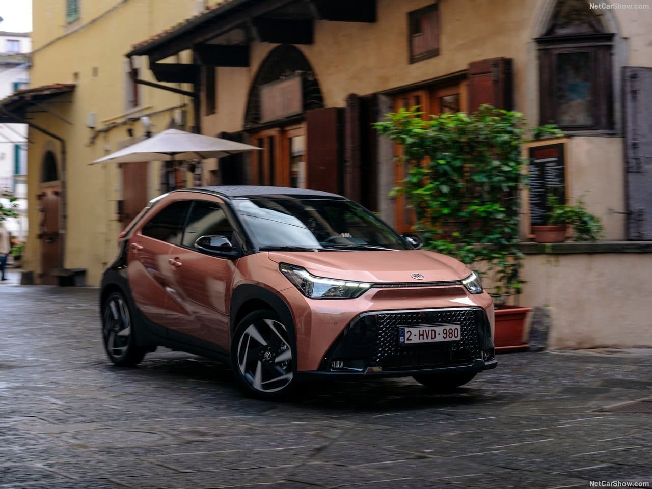 TOYOTA AYGO X HYBRID, foto 23