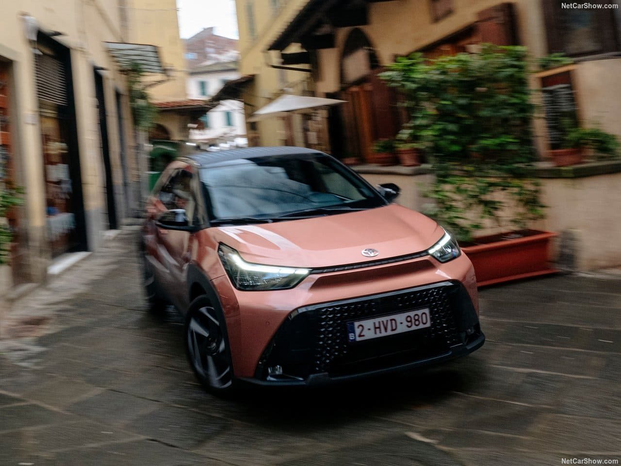 TOYOTA AYGO X HYBRID, foto 24