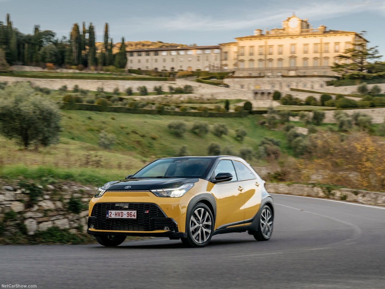 TOYOTA AYGO X HYBRID, foto 29