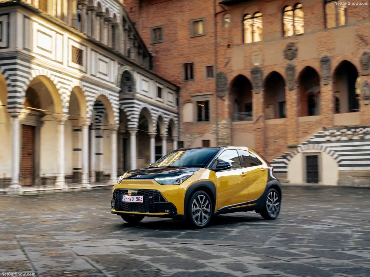 TOYOTA AYGO X HYBRID, foto 32