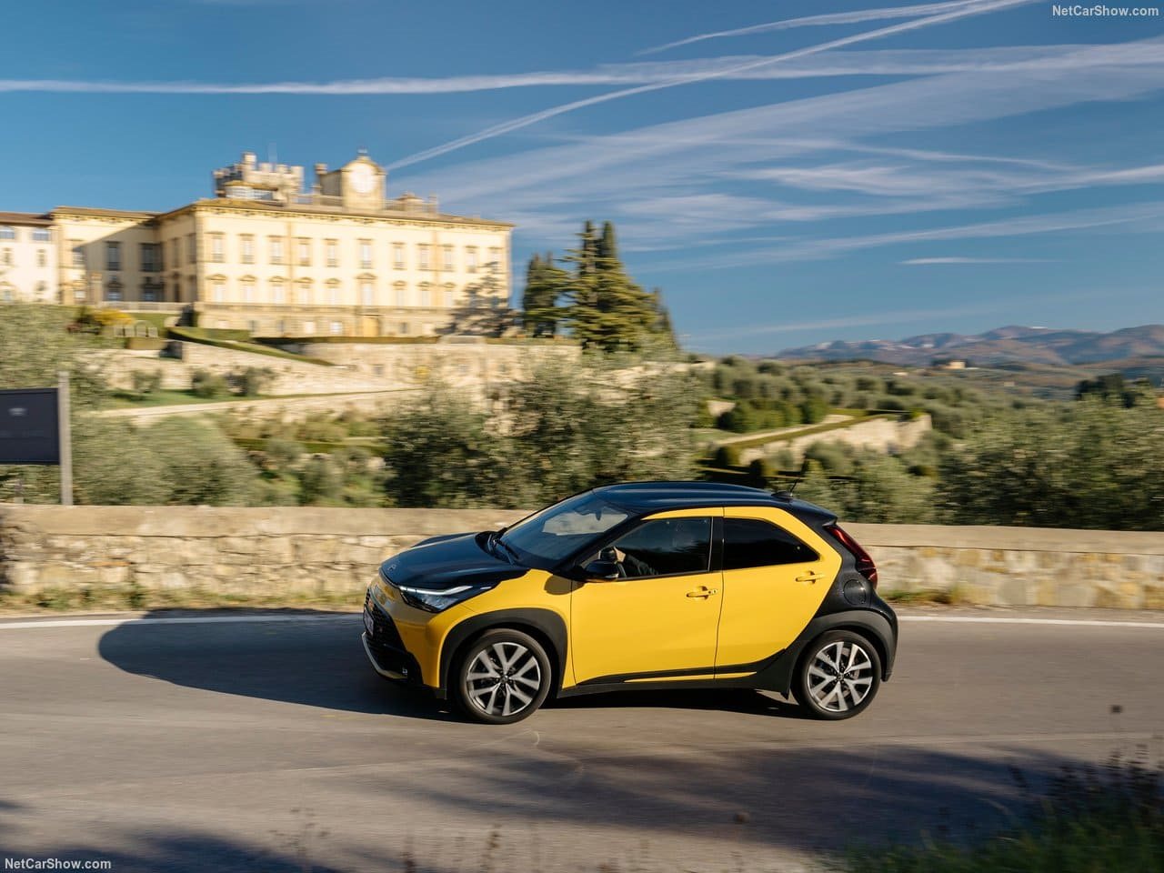 TOYOTA AYGO X HYBRID, foto 40