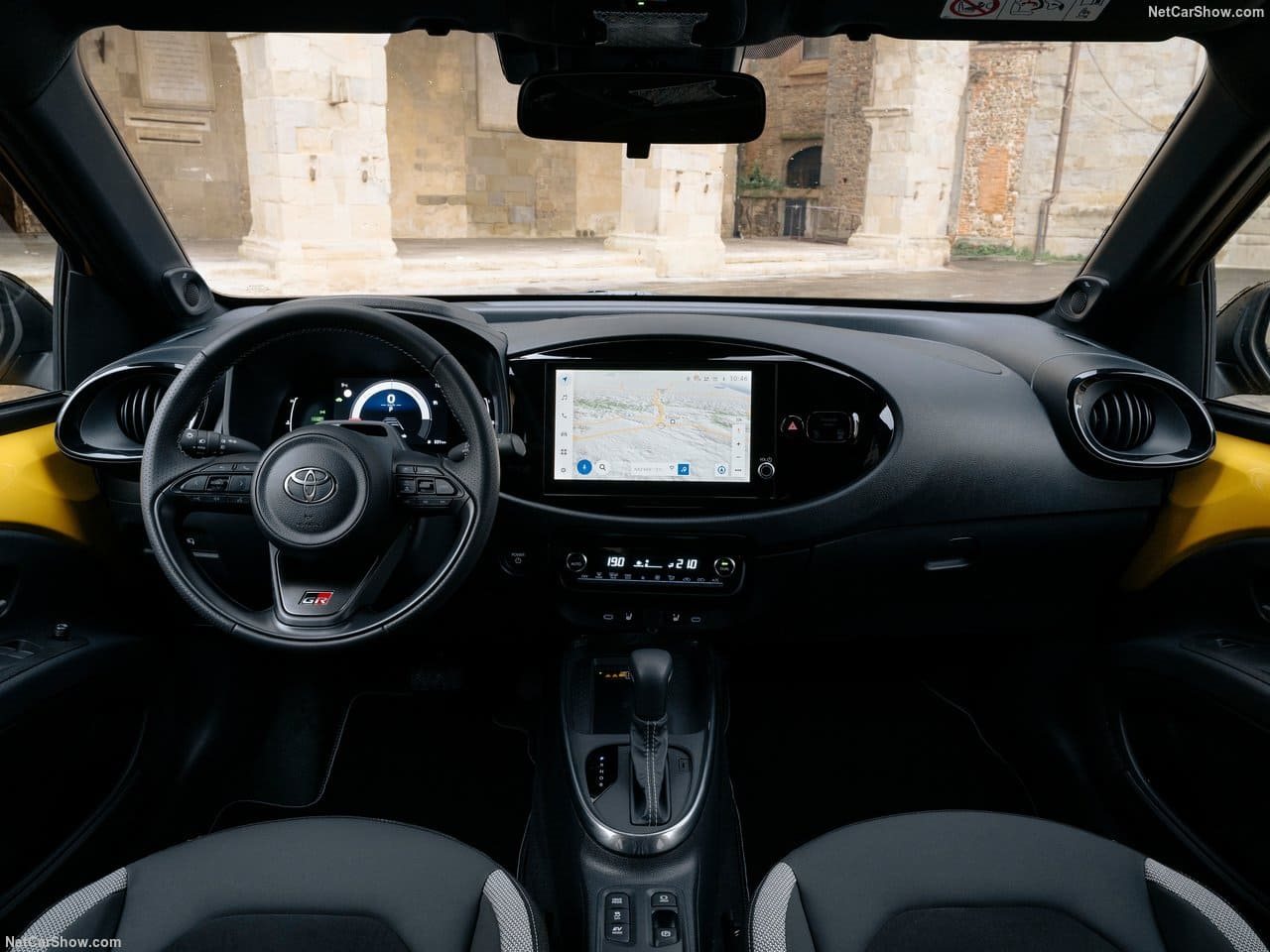 TOYOTA AYGO X HYBRID, foto 80
