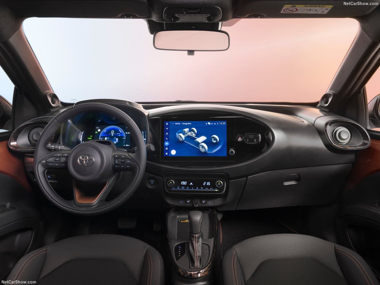 TOYOTA AYGO X HYBRID, foto 82