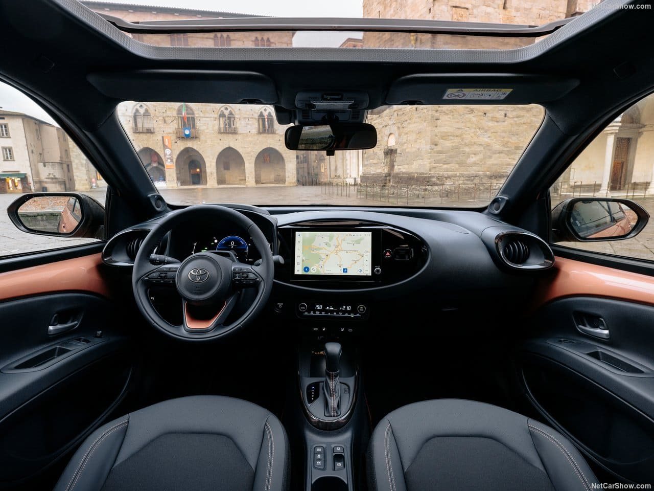 TOYOTA AYGO X HYBRID, foto 83