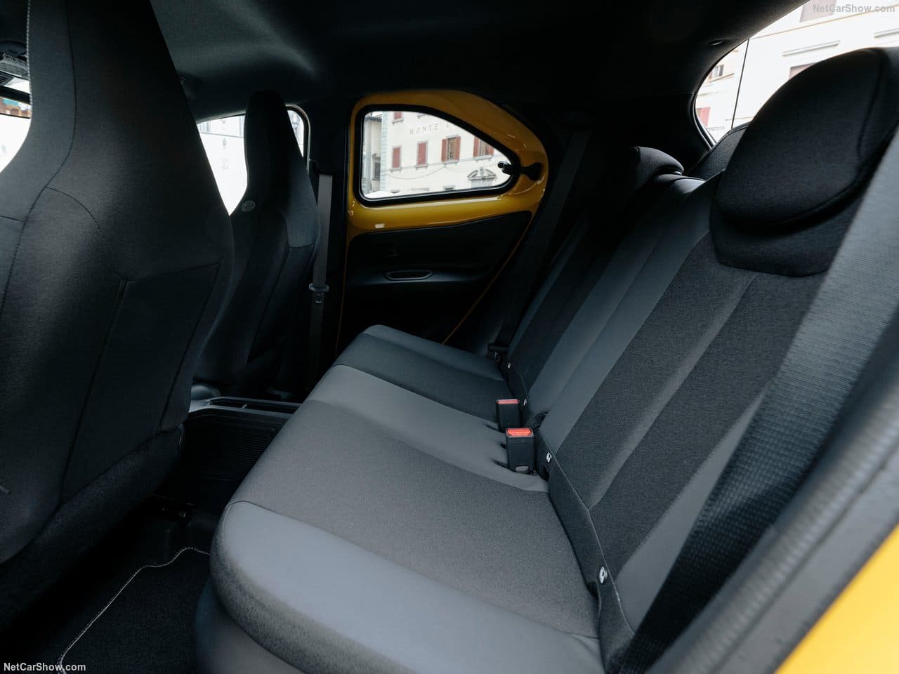 TOYOTA AYGO X HYBRID, foto 98