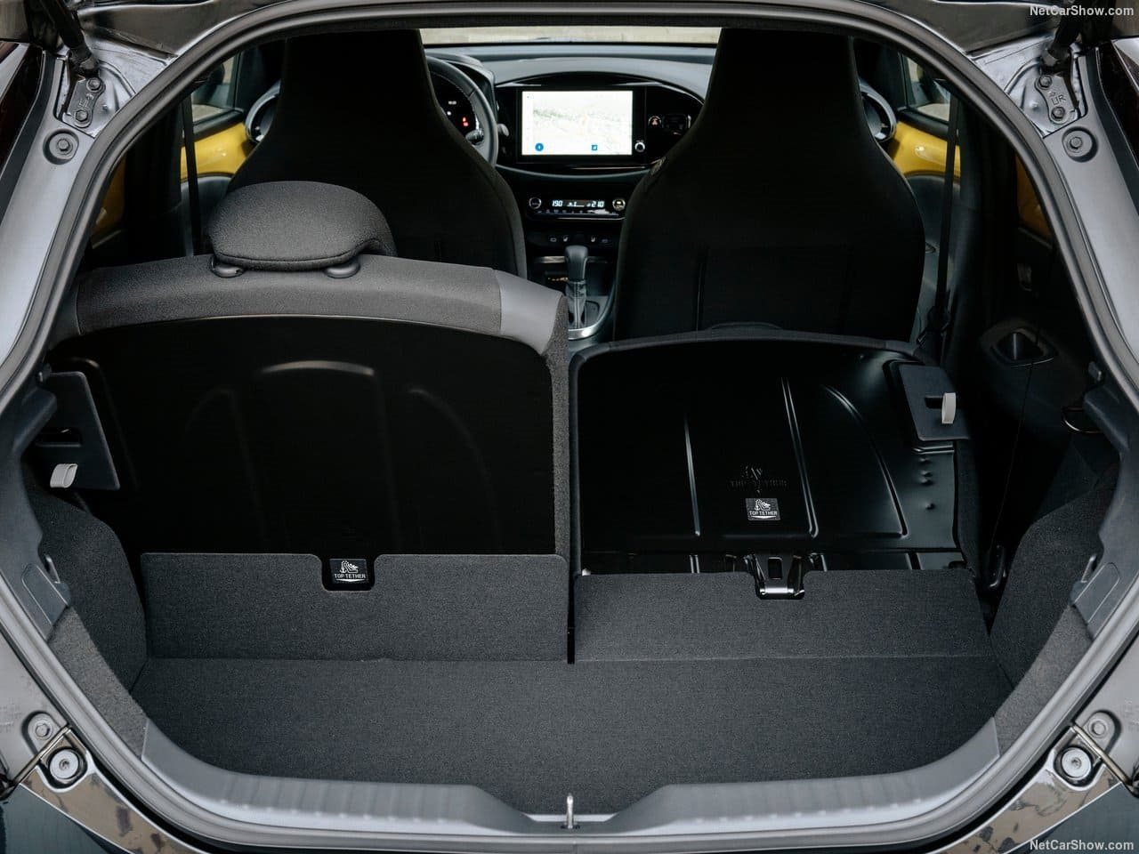 TOYOTA AYGO X HYBRID, foto 102