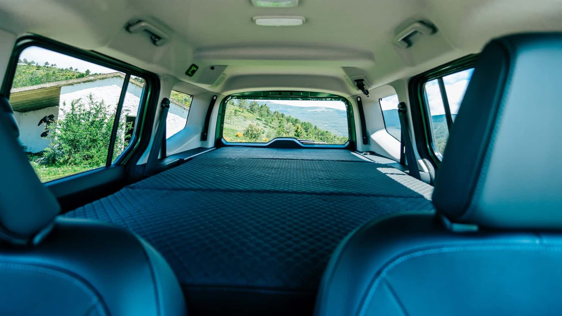 FORD TOURNEO COURIER BY TINKERVAN, foto 19
