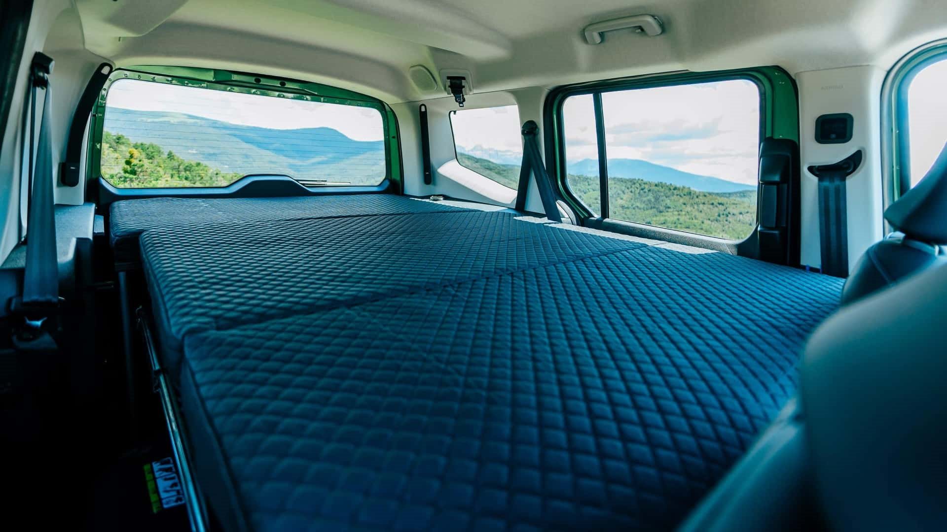 FORD TOURNEO COURIER BY TINKERVAN, foto 20