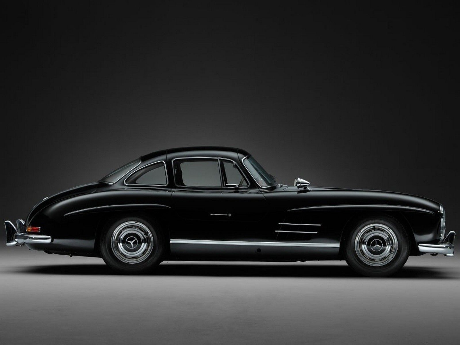 1955 - MERCEDES-BENZ 300 SL GULLWING BLACK, foto 2