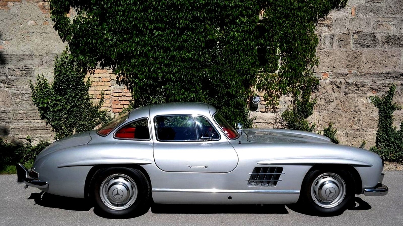 1955 - MERCEDES-BENZ 300 SL GULLWING SILVER GREY METALLIC, foto 3