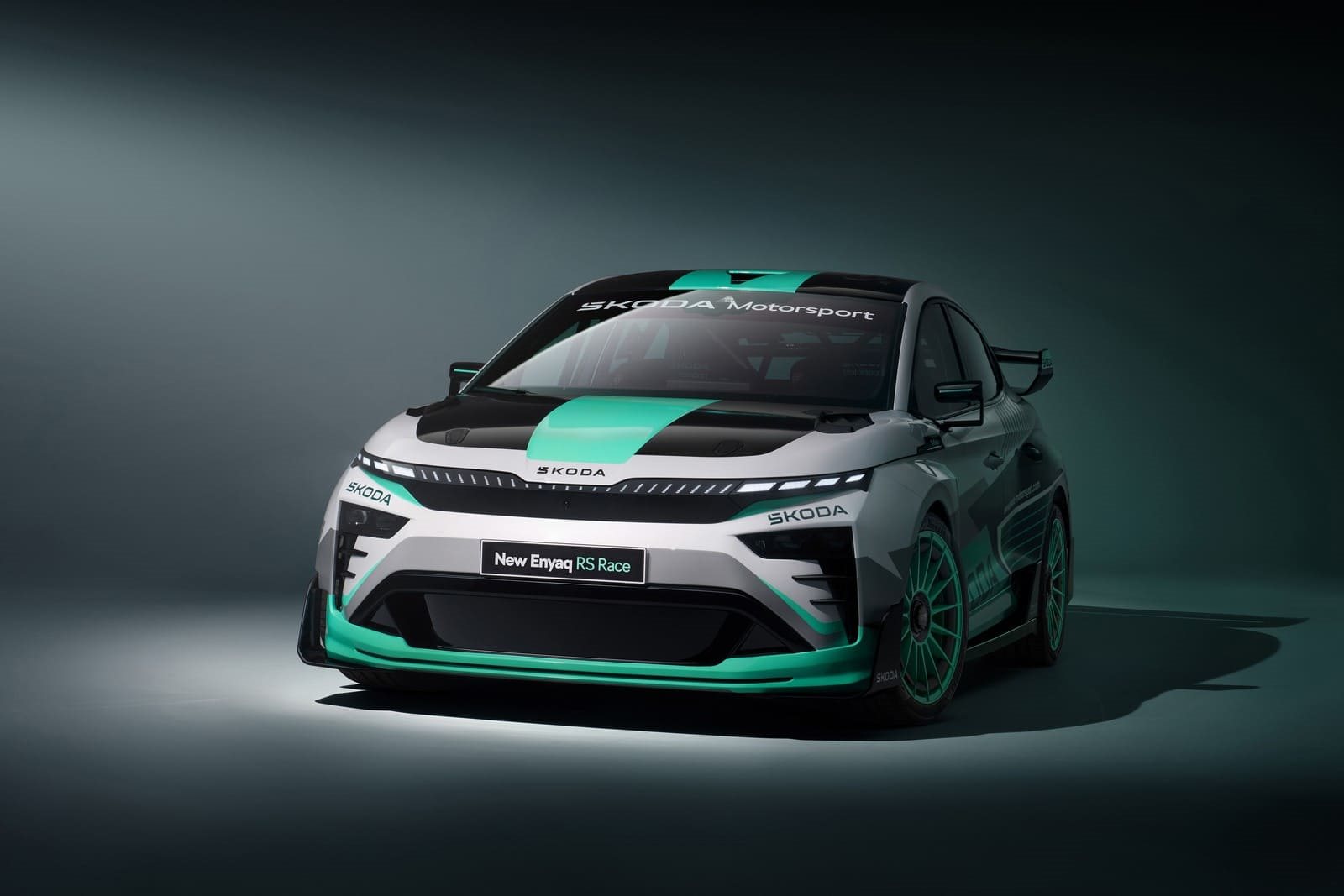 SKODA ENYAQ RS RACE, foto 3