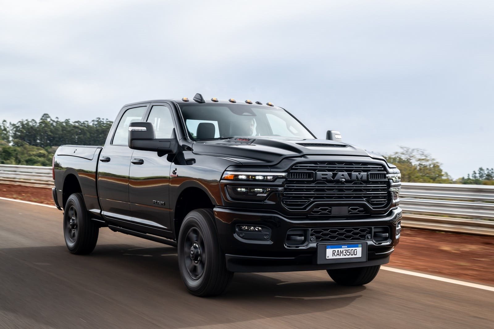 RAM 3500 LARAMIE NIGHT EDITION, foto 16