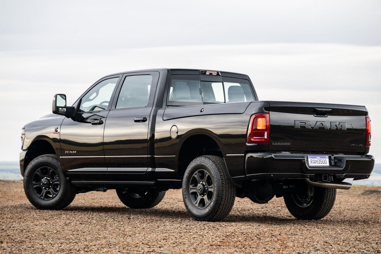RAM 3500 LARAMIE NIGHT EDITION, foto 27