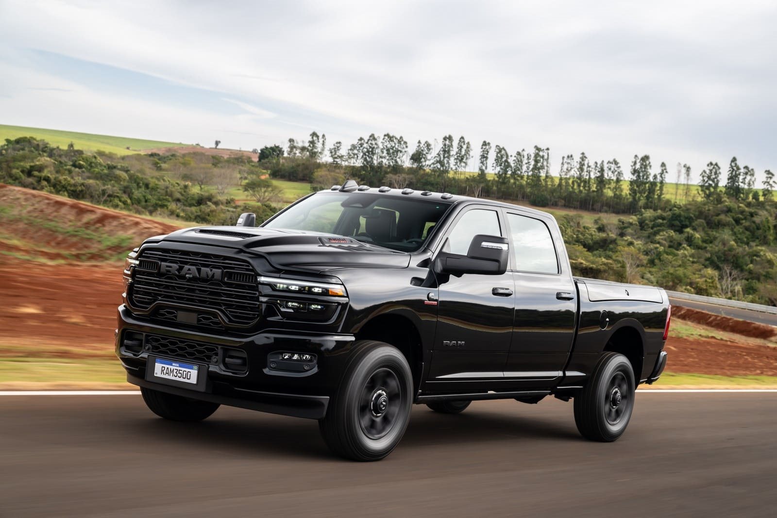 RAM 3500 LARAMIE NIGHT EDITION, foto 35