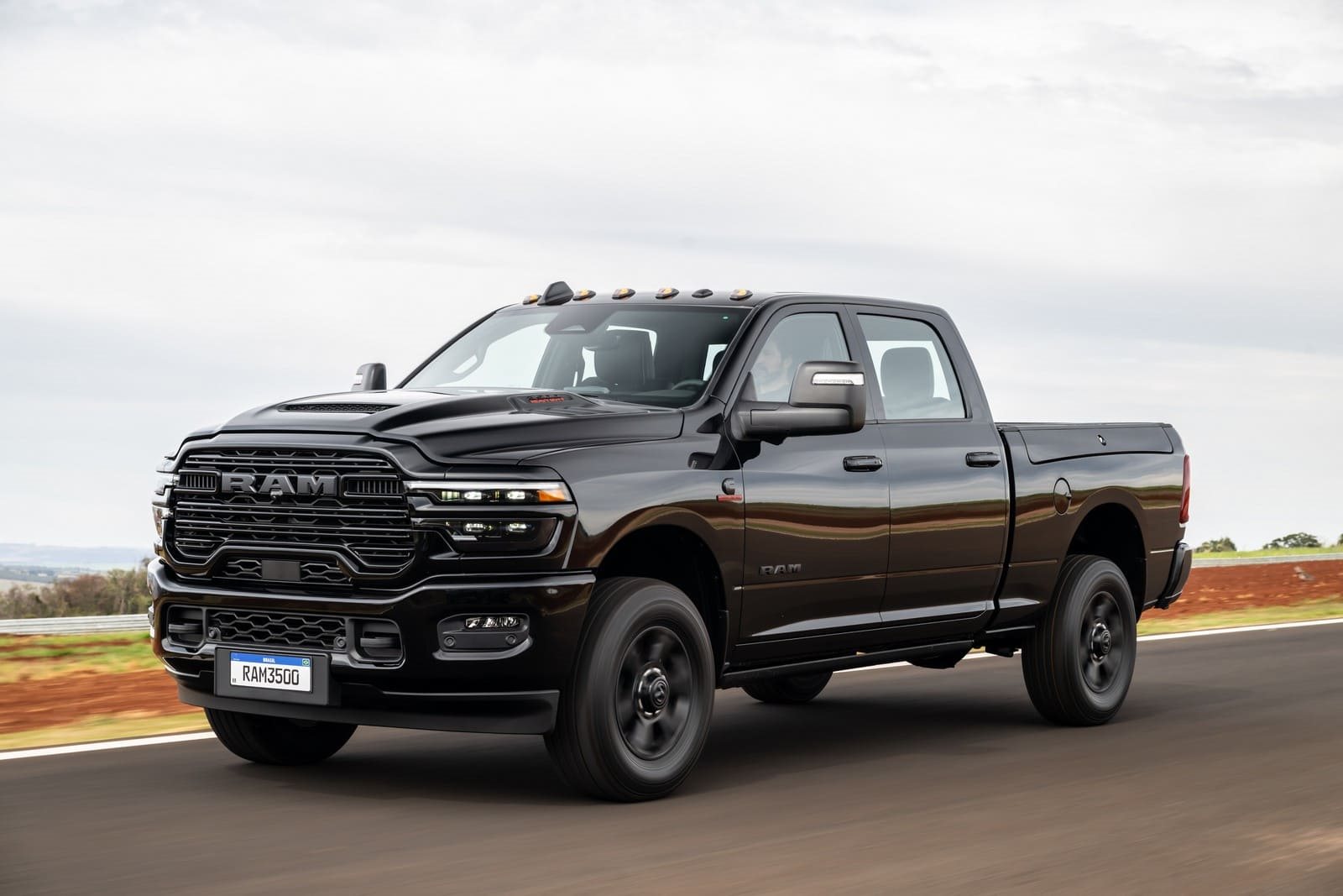 RAM 3500 LARAMIE NIGHT EDITION, foto 37