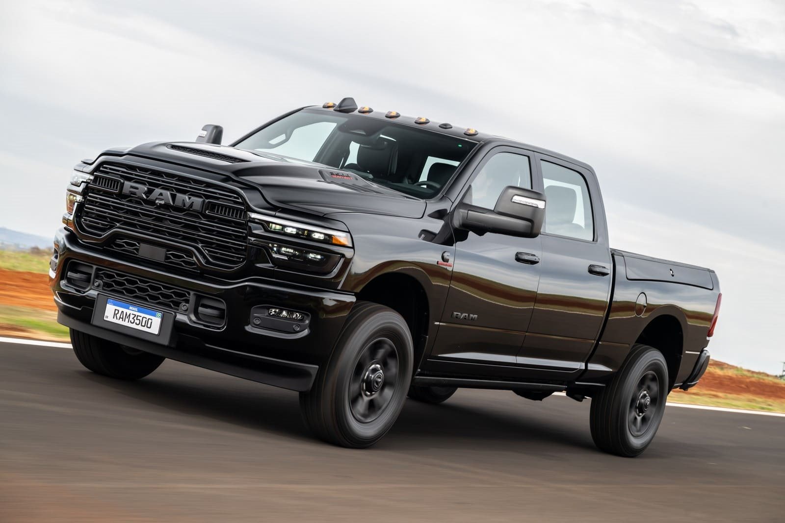 RAM 3500 LARAMIE NIGHT EDITION, foto 39