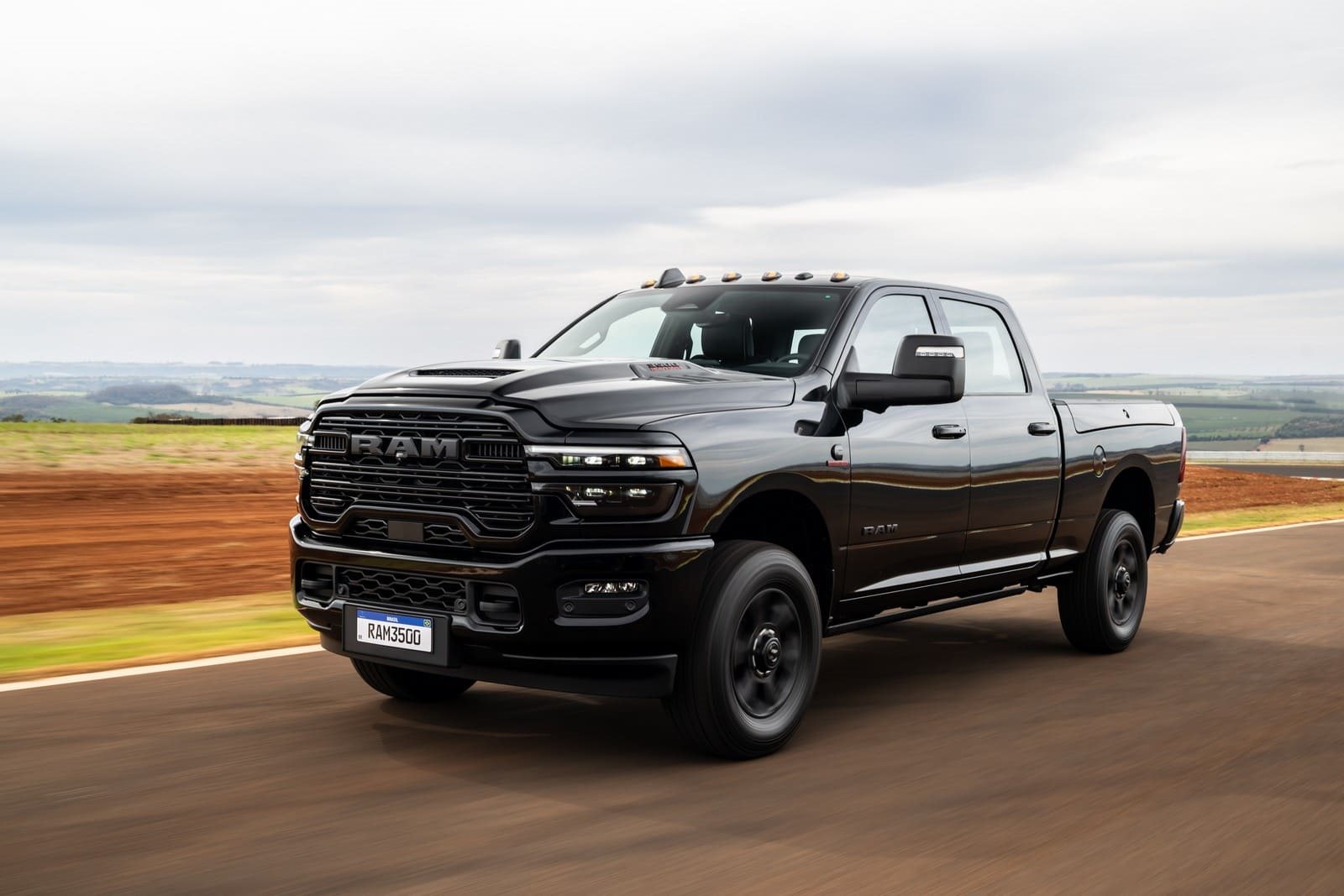 RAM 3500 LARAMIE NIGHT EDITION, foto 43