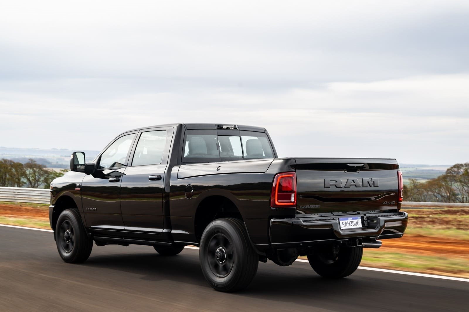 RAM 3500 LARAMIE NIGHT EDITION, foto 47