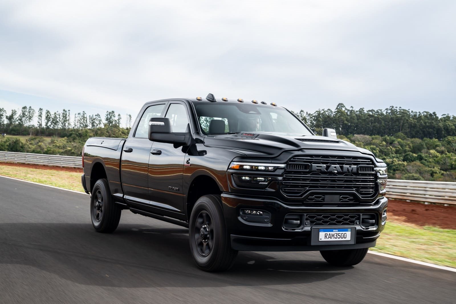 RAM 3500 LARAMIE NIGHT EDITION, foto 48