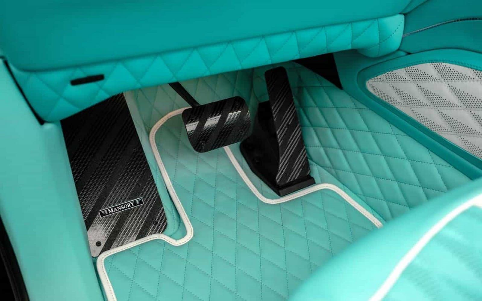 2025 - MERCEDES-BENZ G ‘AL3C MONO907Y’ BY MANSORY, foto 14