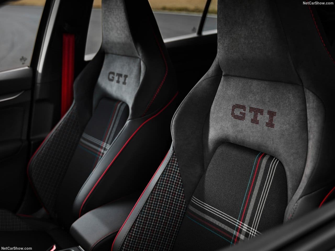 2026 - VOLKSWAGEN GOLF GTI EDITION 50, foto 93